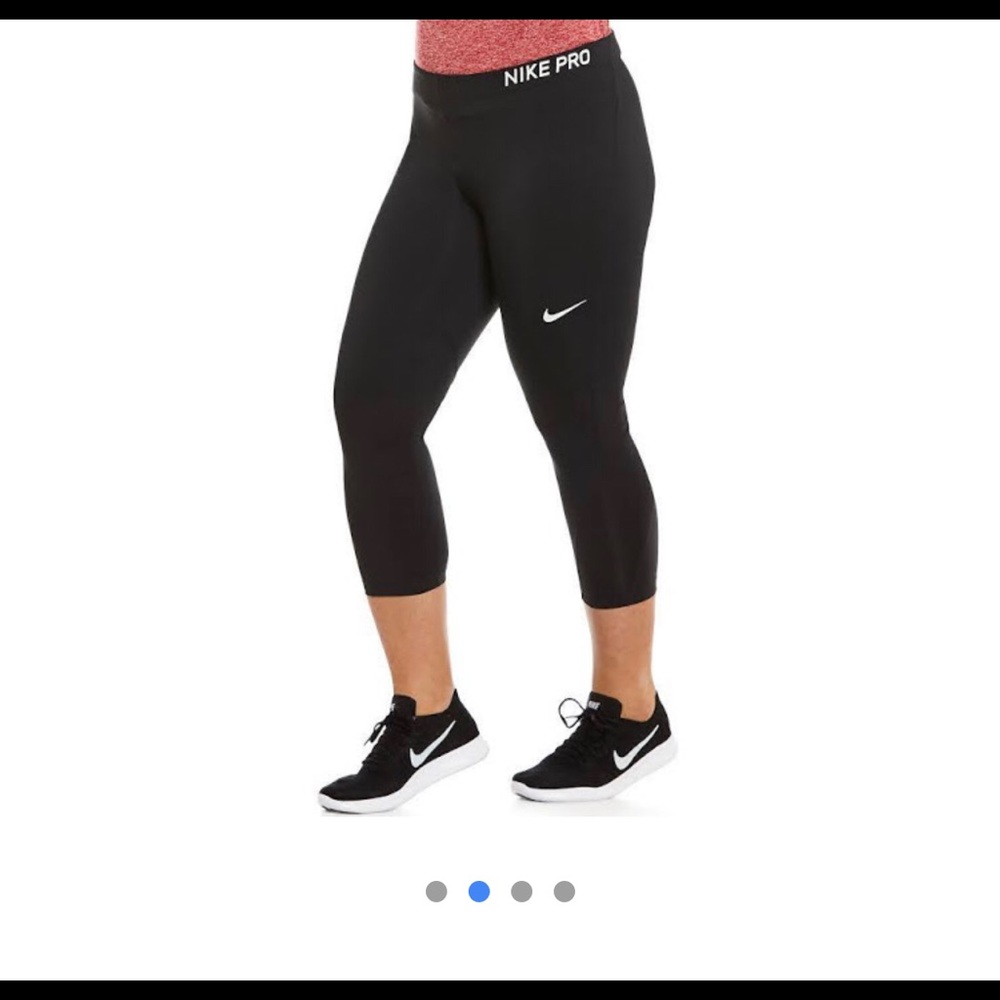 NWT Nike Leggings